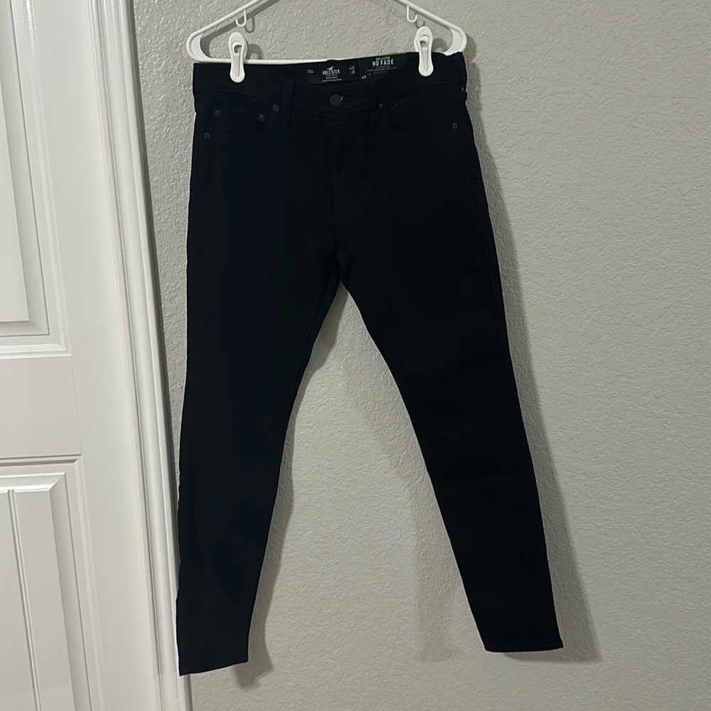 Men’s Hollister Black No Fade Super Skinny Jeans 32x30 NWT
